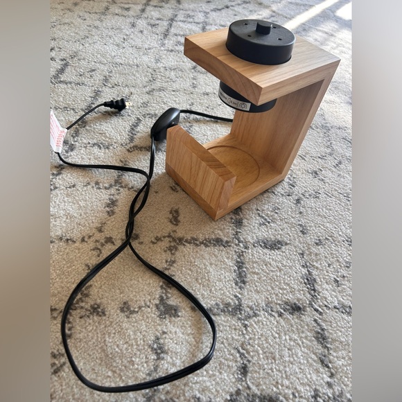 Wooden Candle Warmer - Picture 1 of 4